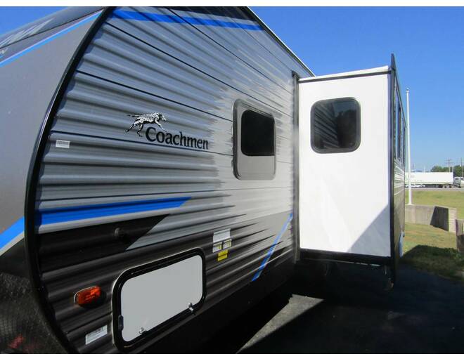 2022 Coachmen Catalina Legacy Edition 243RBS Travel Trailer at H&K Camper Sales STOCK# nu040782 Photo 3