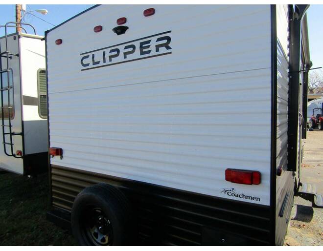 2024 Coachmen Clipper 4K Series 18FQ Travel Trailer at H&K Camper Sales STOCK# rj133947 Photo 5