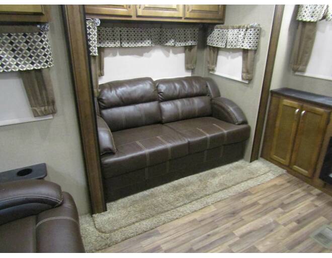 2018 Coachmen Chaparral 381RD Fifth Wheel at H&K Camper Sales STOCK# 2018381rd Photo 12