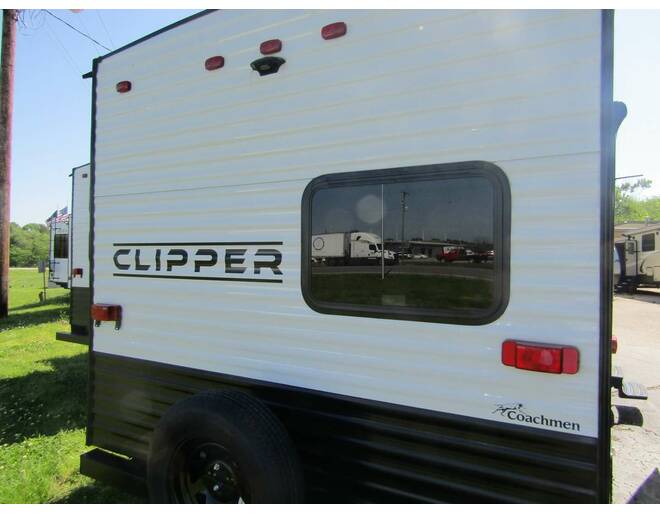 2024 Coachmen Clipper 5K Series 26BH Travel Trailer at H&K Camper Sales STOCK# rj134196 Photo 4