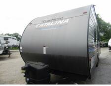 2020 Coachmen Catalina Legacy Edition 263RLS traveltrai at H&K Camper Sales STOCK# C35536